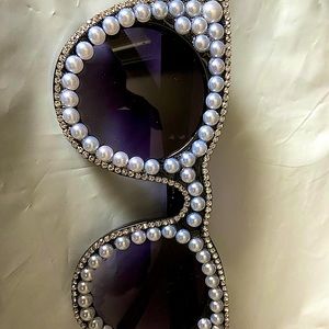 COPY - White pearl sunglasses